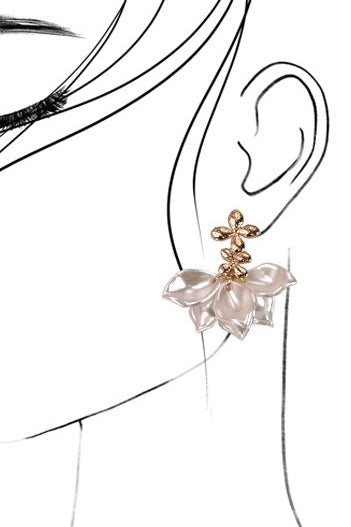 Pearl Flower Petals Earrings- Gold